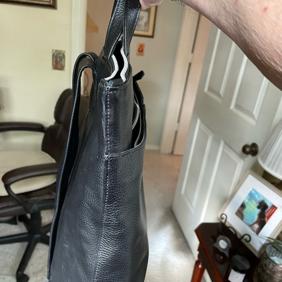 Excellent Condition *Lazaro* Brand Argentina Sleek Black Backpack/Tote - Picture 5 of 10